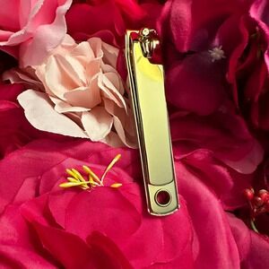 Avon Nail Trap Clipper Gold Tone Vintage Nail Care Tool
